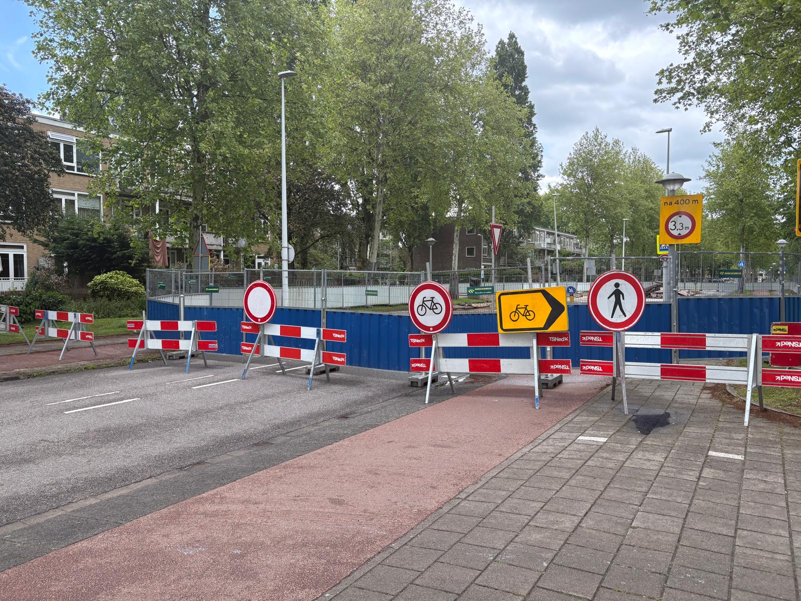 Kruispunt Radioweg / Kruislaan afgesloten